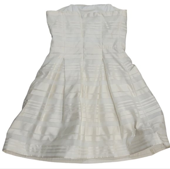 Lilly Pulitzer/Womens/White/Mini Dress/size0/XS/Bridal Shower/Strapless/Silk - Picture 3 of 6